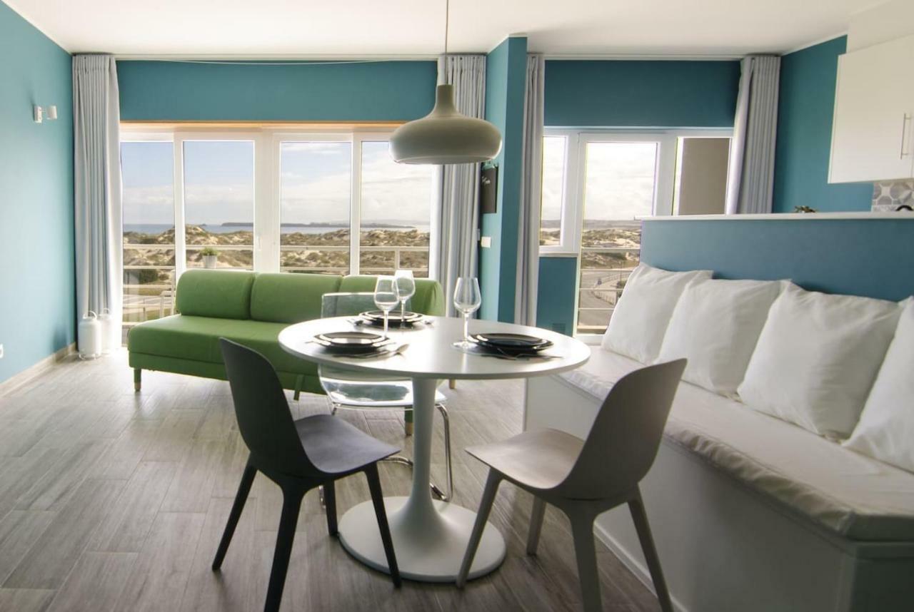 Baywatch Beach House Peniche Apartment Bagian luar foto