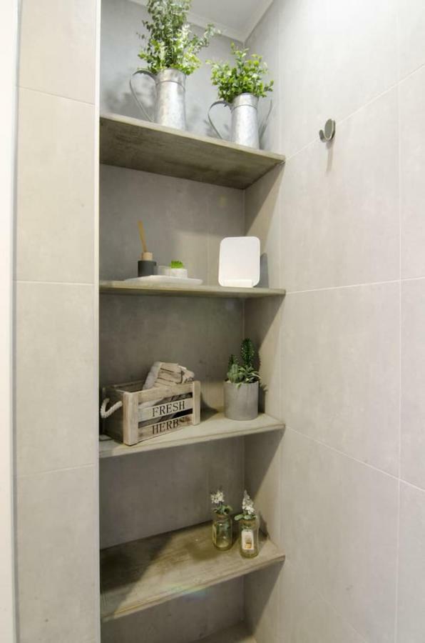 Baywatch Beach House Peniche Apartment Bagian luar foto